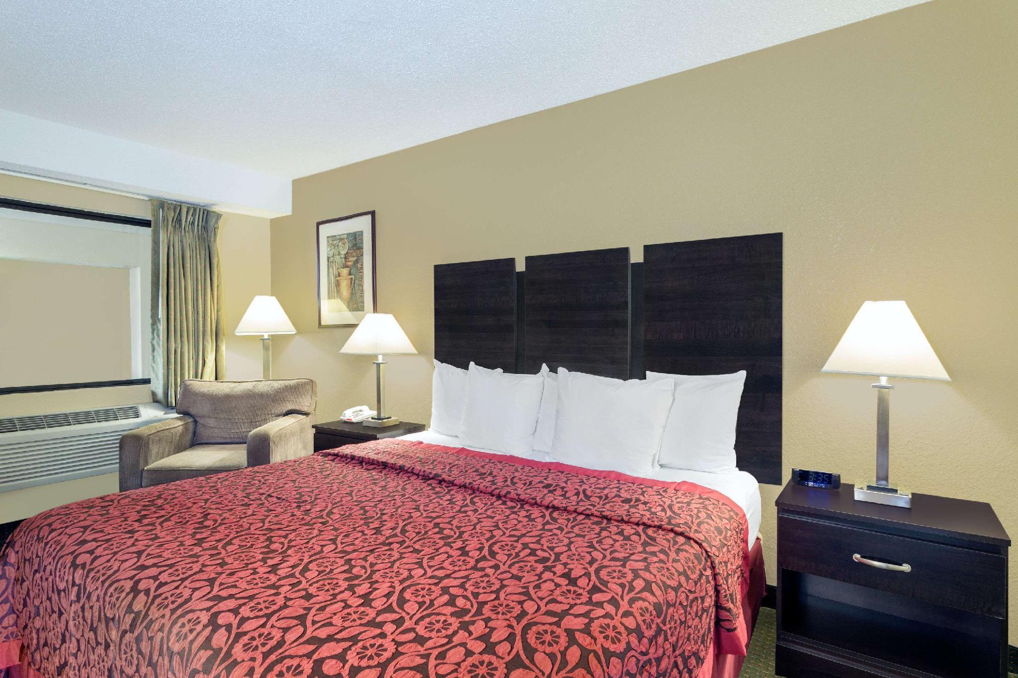 Days Inn & Suites By Wyndham Columbia Airport West Columbia Ngoại thất bức ảnh