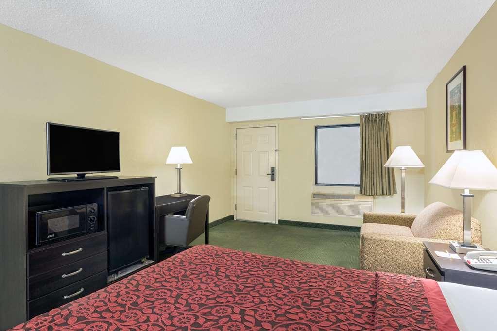 Days Inn & Suites By Wyndham Columbia Airport West Columbia Phòng bức ảnh